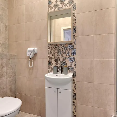 Host Apartment